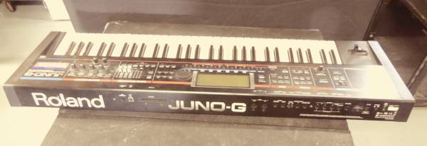 Photo Roland JUNO-G - FOR PARTS $200