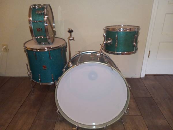 Photo Vintage Premier Drums to Trade for Yamaha $850