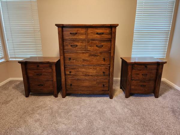 Photo Dresser with two Nightstands $350