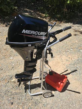 Photo Mercury 8 hp outboard motor 4 stroke $2,500