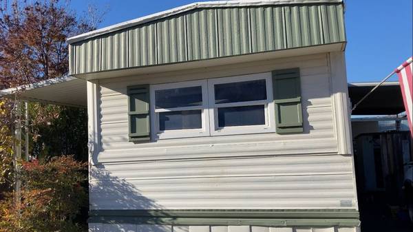 Photo Mobile Home in Chico Mobile Country Club (Needs TLC) $25,000