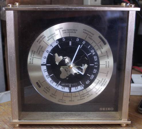 Photo Seiko Quartz World Time Zone Airplane Second Hand Mantel Clock $15