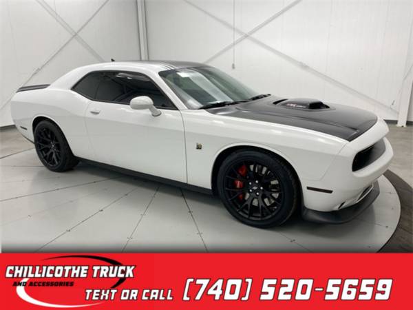 Photo 2018 Dodge Challenger RT - $37,995 (_Dodge_ _Challenger_ _Coupe_)