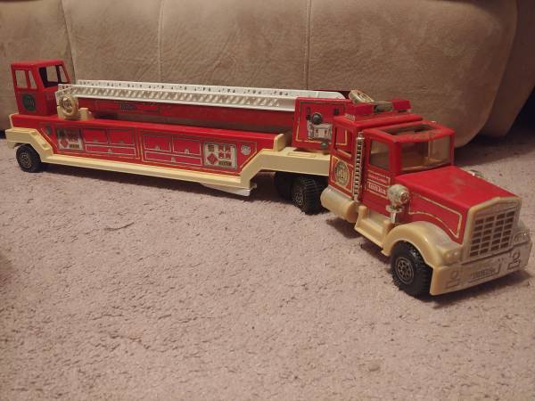 Photo 1980s Tonka Hook  Ladder Fire Truck $40