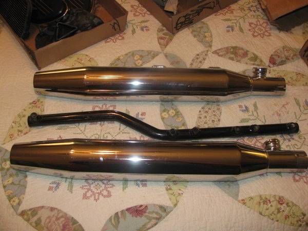 Photo 2011 Harley - Davidson Stock Pipes A316BX .. MUST PICKUP IN FAIRFIELD, $100