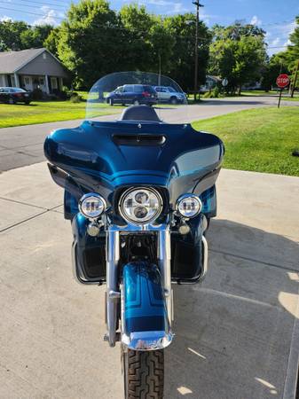 Photo 2020 Harley Davidson Tri Glide $32,000