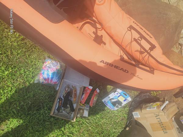 Photo Airhead montanna 2 person inflatable kayak 12ft $250