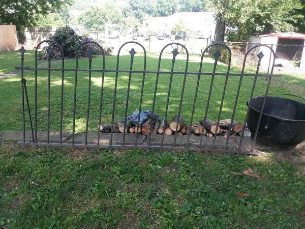 Photo Antique Wrought Iron Hairpin Fence $2,500