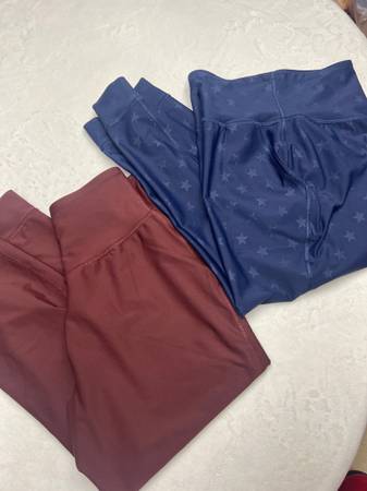 Photo Bundle of 2 Old Navy Active PowerSoft Joggers, Size Small $10