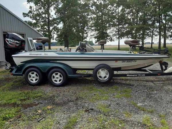 Photo Ranger R93 bass boat 20ft $19,900