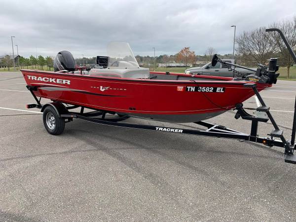 Photo 2016 Tracker Pro Guide for sale $15,000