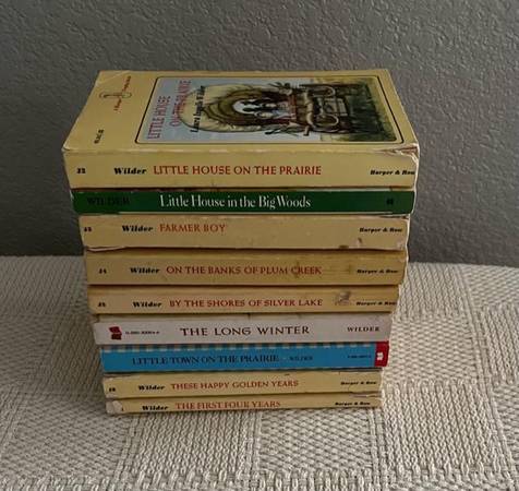 Photo Complete Set of Nine Little House on the Prairie Books $15