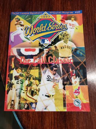 Photo 1997 CLEVELAND INDIANS WORLD SERIES OFFICIAL PROGRAM $11