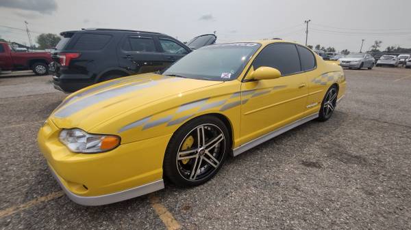Photo 2002 Chevy Monte Carlo SS Limited Edition Pace Car.. 93k miles.. $6,500