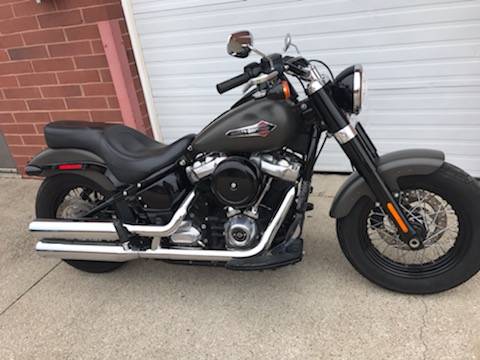 Photo 2018 Harley Davidson FLSL Softail Slim $12,000