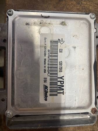 Photo Computer from 2008 Chevy impala $20