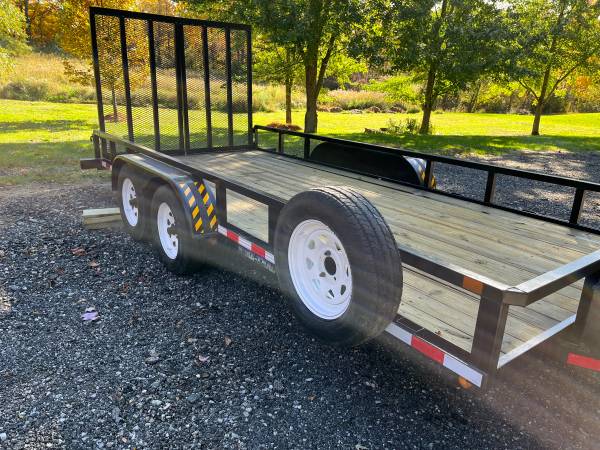 Flat bed trailer 7 x 16 $3,750
