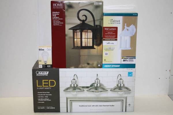 Photo LED Outdoor Wall Light - Lanterns - New $15