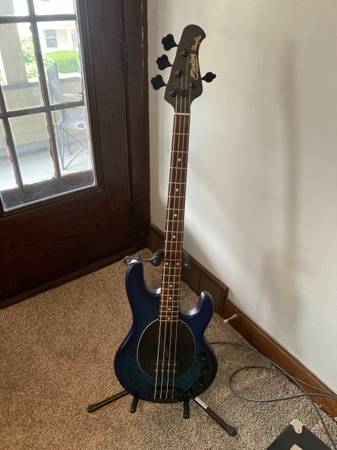 Sterling by Music Man StingRay Ray 34 Bass Guitar $695
