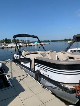 2019 Harris Grand Mariner 25 pontoon boat $61,000
