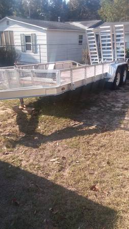 Photo 20 ft. Heavy Equipment trailer $3,975