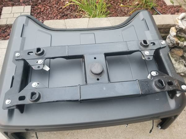 Photo 2017-22 FORS SUPER DUTY 5TH WHEEL GOOSE NECK HITCH PLATE $400