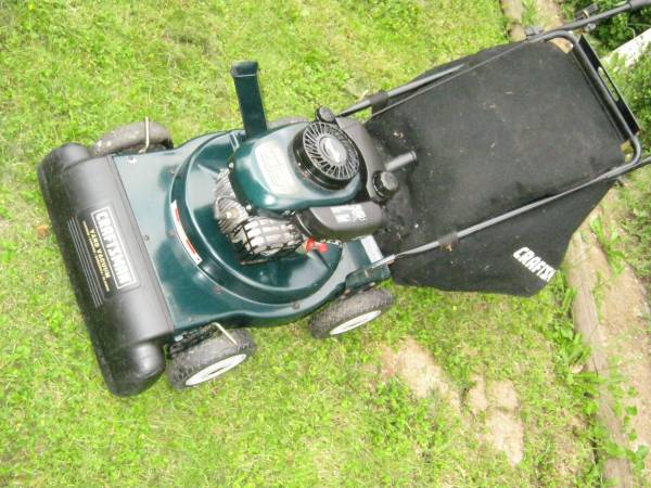 Photo Craftsman 4.5hp Leaf Lawn Vacuum $110 $110