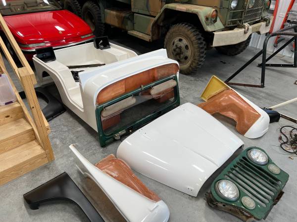 Photo Jeep CJ5 Fiberglass Body Kit $3,000