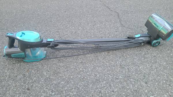 Photo Shark Rocket corded bagless vacuum cleaner swivel sweeper $60