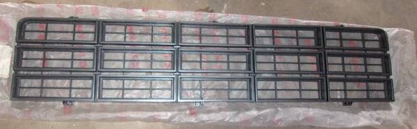 Photo 1977 1978 1979 CHEVY C10 SQUAREBODY NEW CHARCOAL GRILLE TRUCK NOS OEM - $100 (GRIMSLEY)