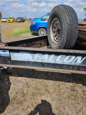 2016 Falcon 20 foot trailer $5,250