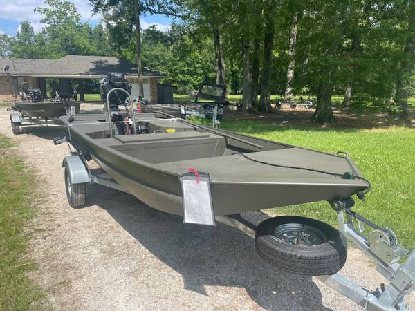 Photo 2022 Go Devil Surface Drive Boat and Motor $21,000