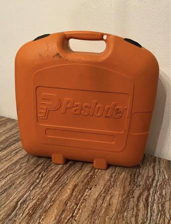 Photo Paslode Impulse Cordless Framing Nailer with case, battery, charger an $250