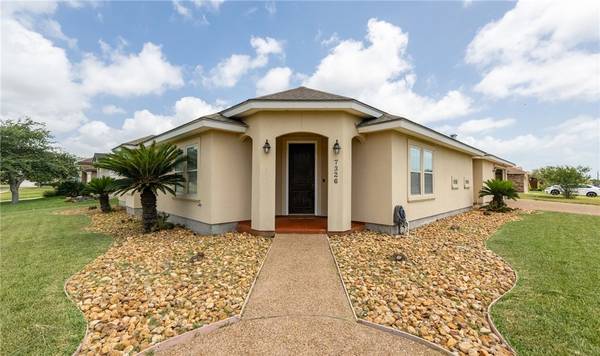 Photo The perfect Home in Corpus Christi. 4 Beds, 2 Baths $365,000