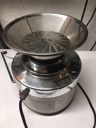 Photo Jack LaLanne Power Juicer motor and sieve3 $15