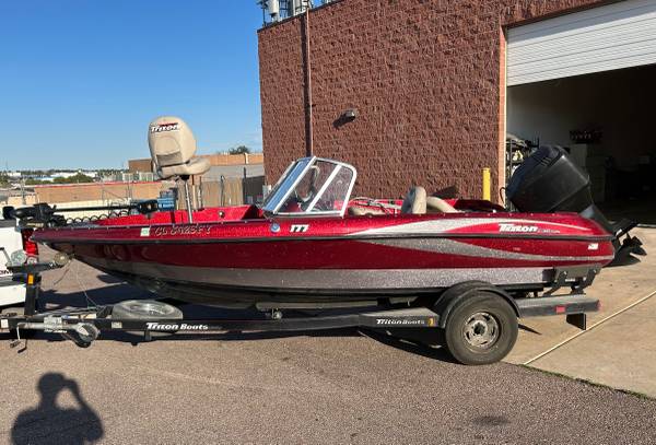 Photo 2005 Triton 177 $12,995