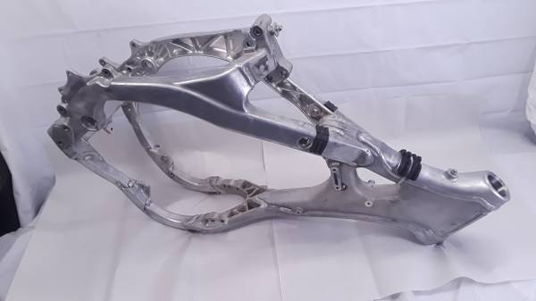 Photo 2007 Yamaha WR450F frame - with clean CO title $650