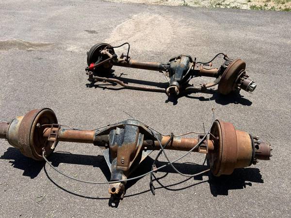 Photo Dana 70 Front Axle and Dana 70 Rear Axle $1,500