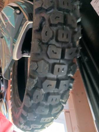 Photo Dual sport 18 and dirt 21 tire both new cond $50