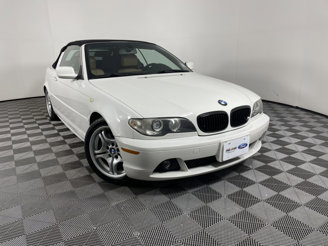 Photo Used 2004 BMW 330Ci Convertible for sale
