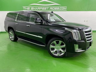 Photo Used 2017 Cadillac Escalade ESV Luxury for sale