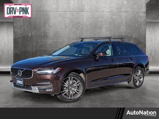 Photo Used 2017 Volvo V90 T6 Cross Country for sale