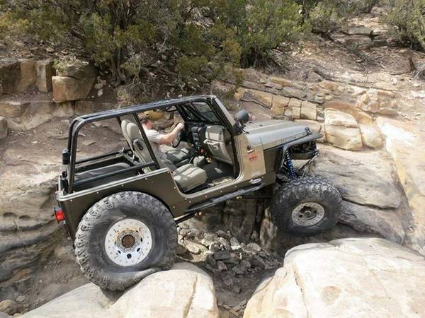 jeep rubicon crawler