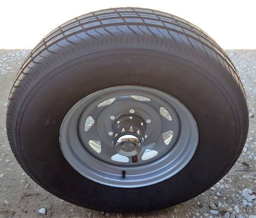 Photo 16 Gladiator Trailer Tire 235-80-R16E on 16x6 6 Lug Silver Spoke $195