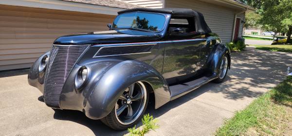 Photo 1937 Ford Roadster $75,000
