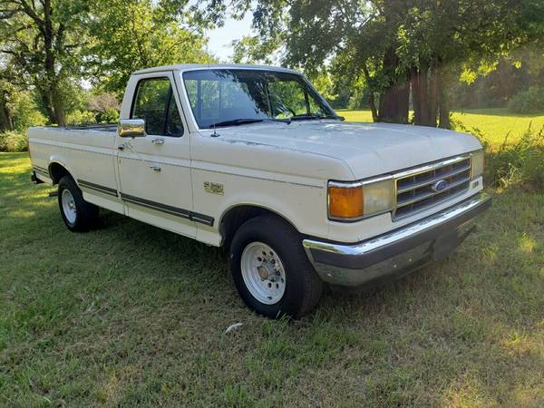 Photo 1990 Ford F150 $2,250