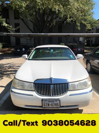 Photo 2000 Lincoln Towncar Cartier, 176000 Miles, 2 Owners Good Condition - $3,000 (Dallas)