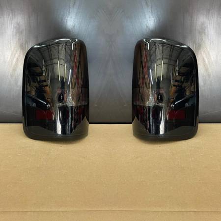 Photo 2004 - 2008 Ford F150 Tail Lights $180