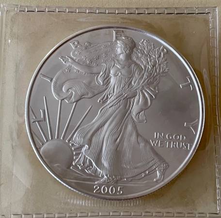 Photo 2005 1oz American Silver Eagle (.999 fine Silver) Uncirculated $45