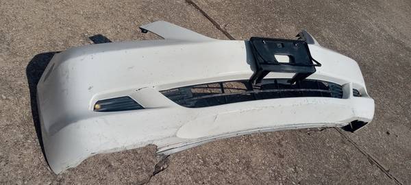 Photo 2007 HONDA ODYESSY FRONT BUMPER COVER $75